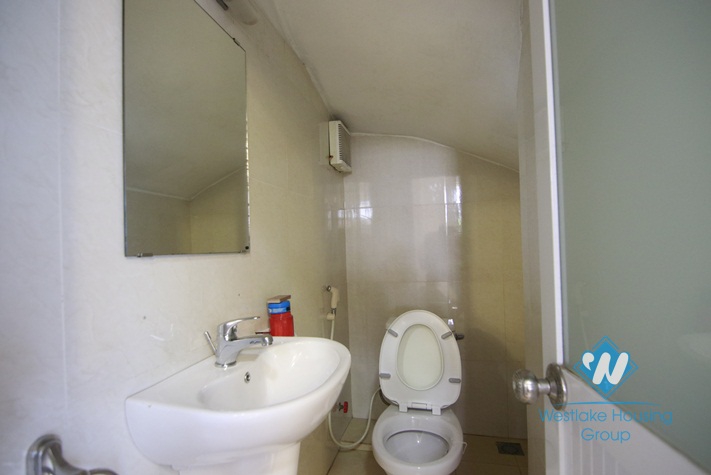 Four bedrooms house for rent in An Duong Vuong st, Tay Ho District 