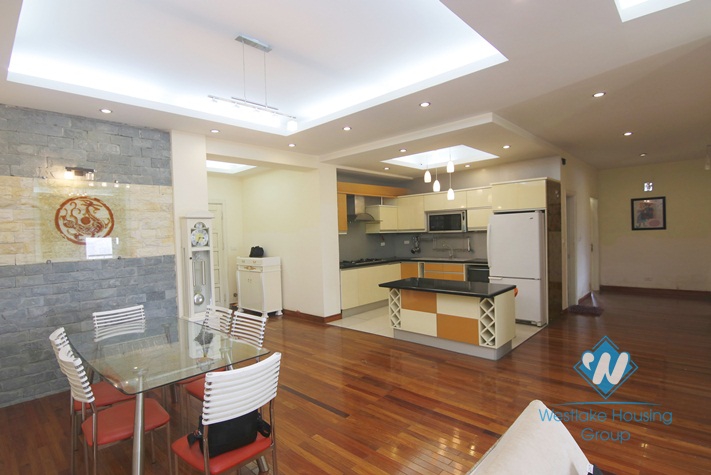 A modern affordable 3 bedroom apartment for rent on Lang Ha street