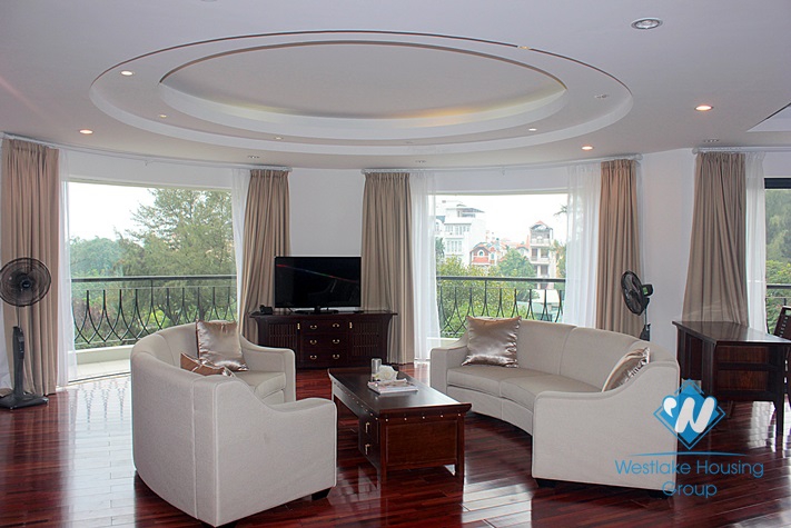 High quality apartment for rent in Dang Thai Mai street, Tay Ho, Hanoi