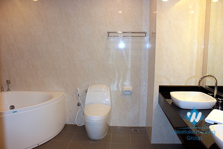 High quality apartment for rent in Dang Thai Mai street, Tay Ho, Hanoi
