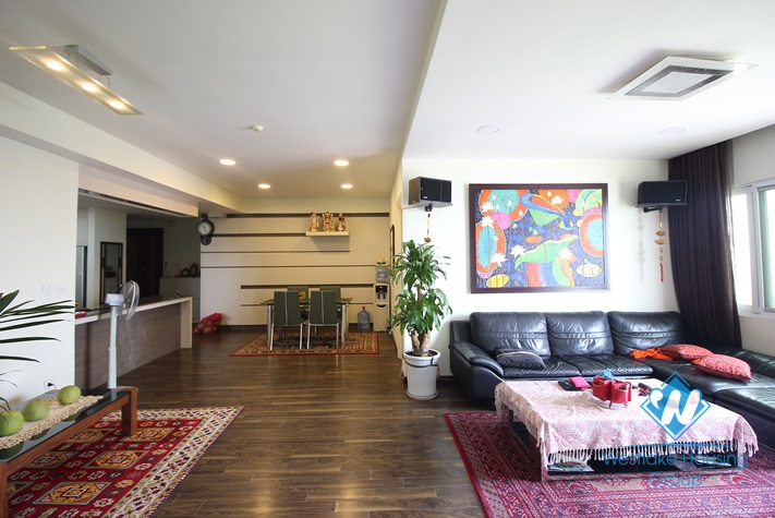 High floor modern apartment for rent in Ciputra E Tower