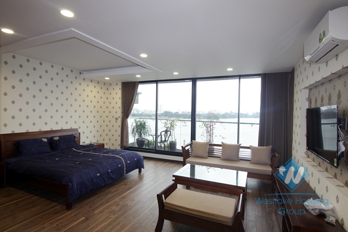 Apartment for rent in Tay Ho with balcony and amazing lake view.