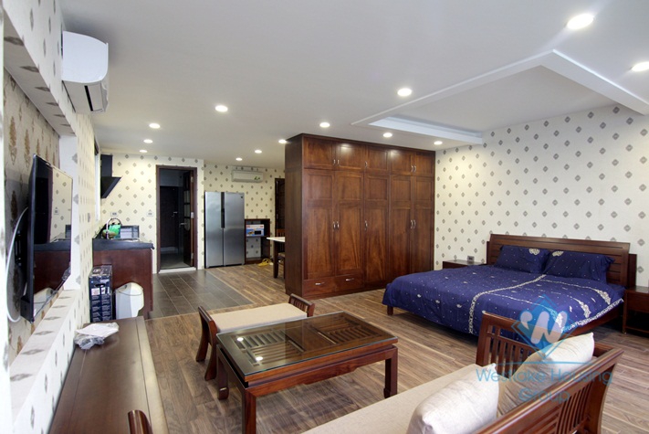 Apartment for rent in Tay Ho with balcony and amazing lake view.