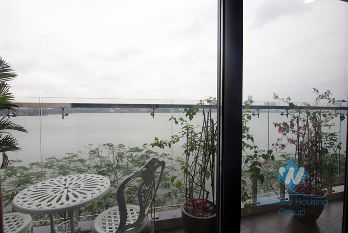 Apartment with balcony and amazing lake view for rent in Tay Ho .