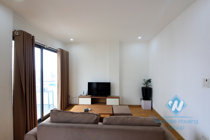 Apartment in Nghi Tam street, Tay Ho, Hanoi for rent.