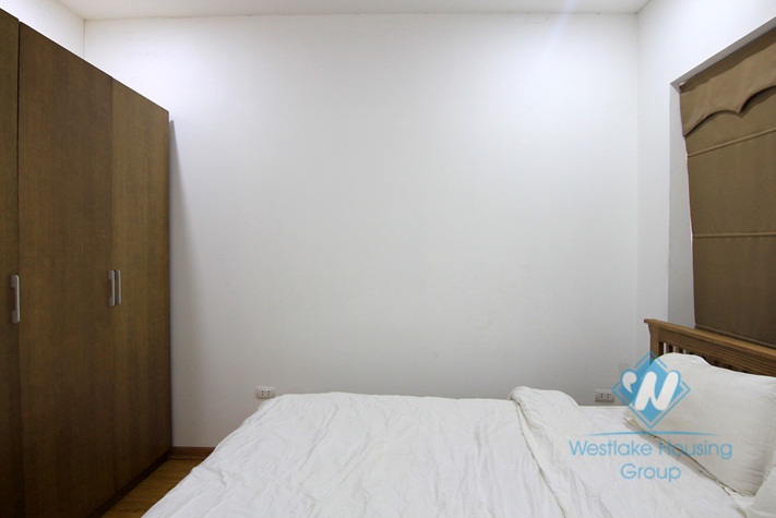 Apartment in Nghi Tam street, Tay Ho, Hanoi for rent.