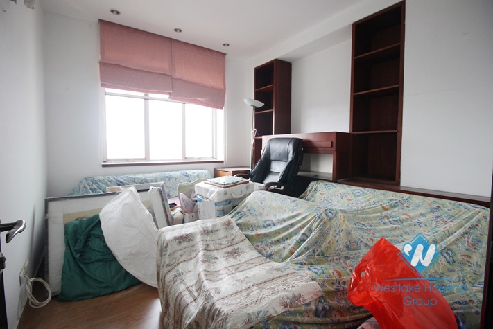 A cheap and beautiful apartment for rent in G2 Ciputra