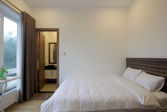 Big Balcony and Brand new 02 bedrooms for rent in Dang Thai Mai st, Tay Ho district 