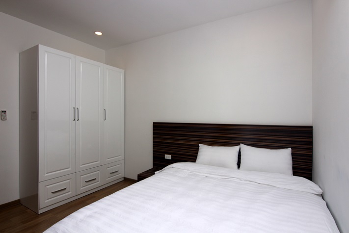 Big Balcony and Brand new 02 bedrooms for rent in Dang Thai Mai st, Tay Ho district 