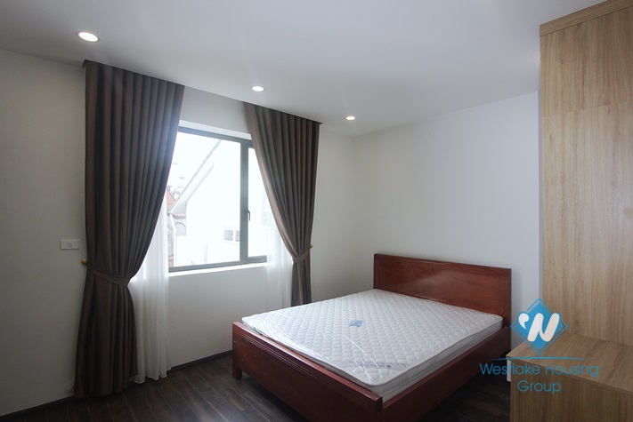 Brand new and morden 2 bedrooms apartment for rent in Tu Hoa st, Tay Ho area.