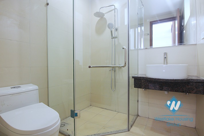 Brand new and morden 2 bedrooms apartment for rent in Tu Hoa st, Tay Ho area.