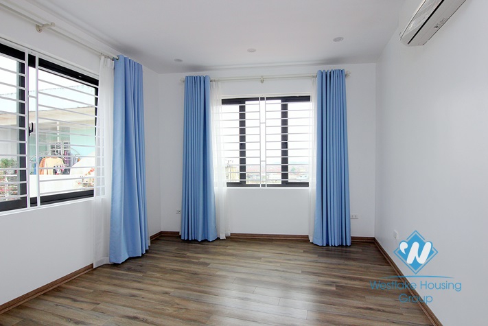 Six bedrooms house for rent in Au Co, Tay Ho, Hanoi.