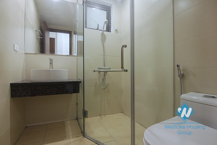 Brand new and morden 2 bedrooms apartment for rent in Tu Hoa st, Tay Ho area.