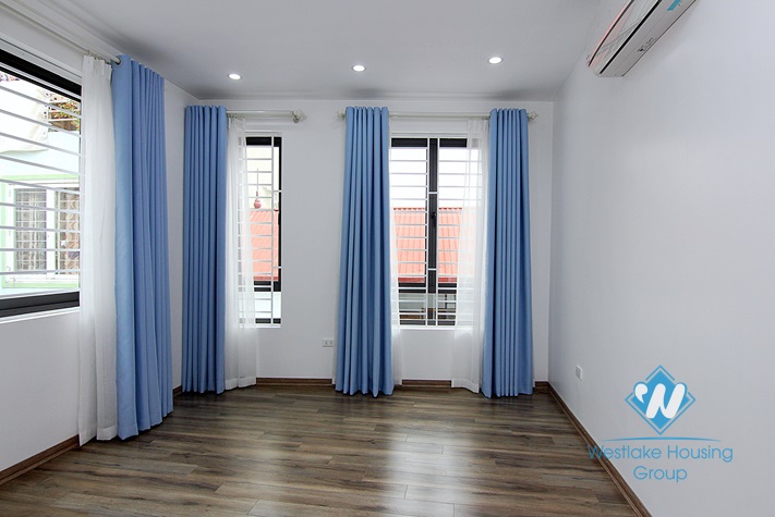 Six bedrooms house for rent in Au Co, Tay Ho, Hanoi.