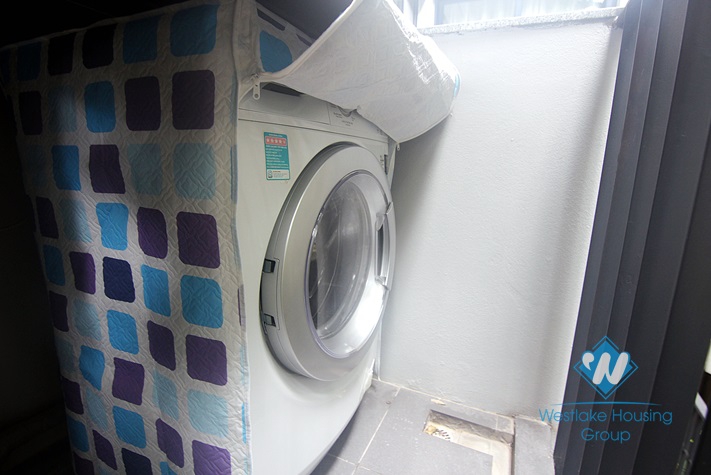 Bright 1 bedroom apartment for rent in Tu Hoa st, Tay Ho district, Ha Noi.