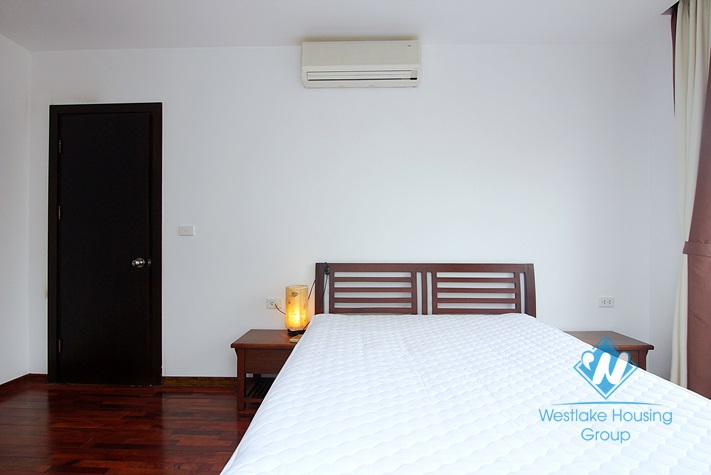 Spectacular apartment in Tay Ho for rent