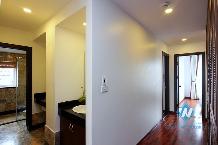 Spectacular apartment in Tay Ho for rent
