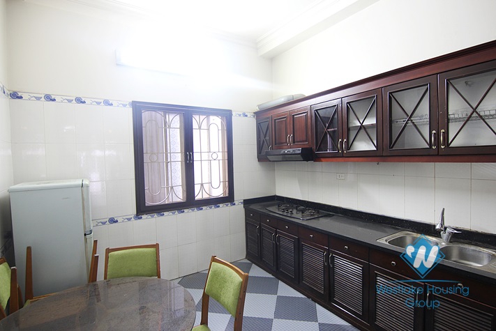 Cheap 4 bedrooms house with big yard for rent in Tay Ho district, Hanoi.