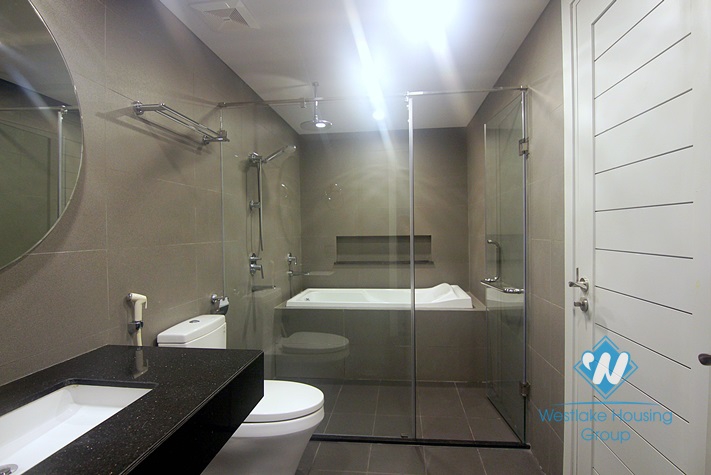 Bright 1 bedroom apartment for rent in Tu Hoa st, Tay Ho district, Ha Noi.