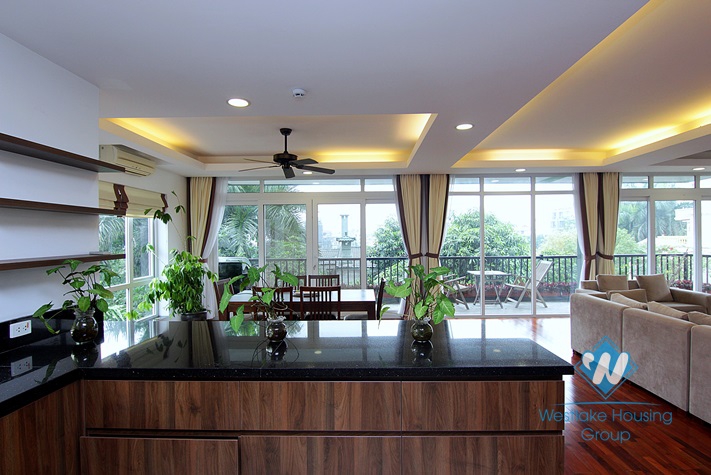 Spectacular apartment in Tay Ho for rent