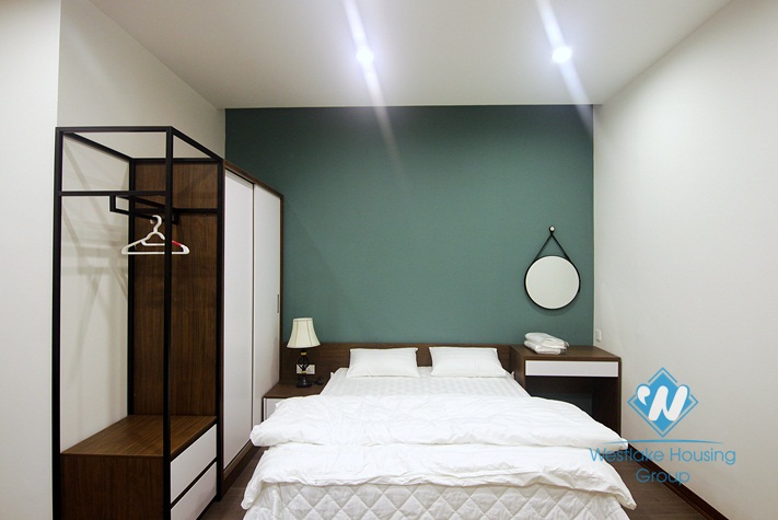 A lovely studio near the Lake side for rent on Tu Hoa street