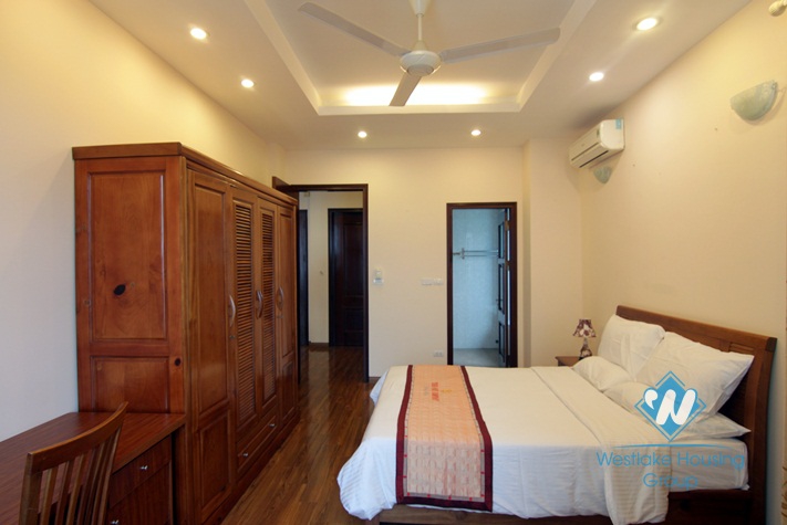 A simple but beautiful apartment with lake view for rent in Tay Ho