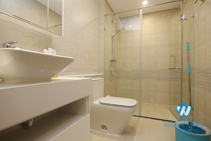 Nice furniture-Apartment in Vinhome Metropolis for rent 