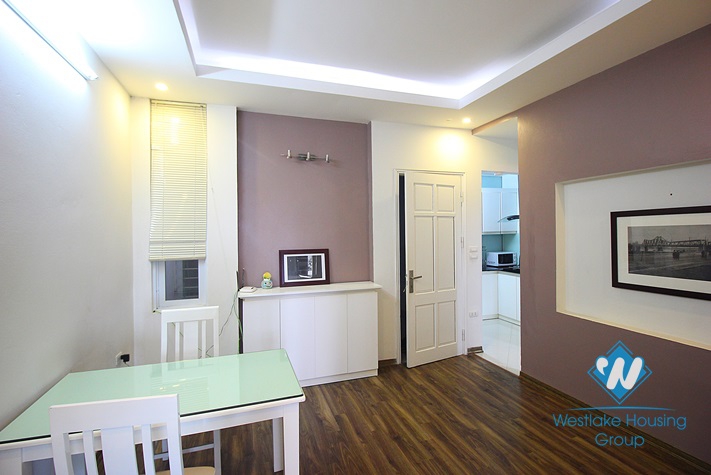 Nice big studio apartment for rent in Au Co st, Tay Ho district 