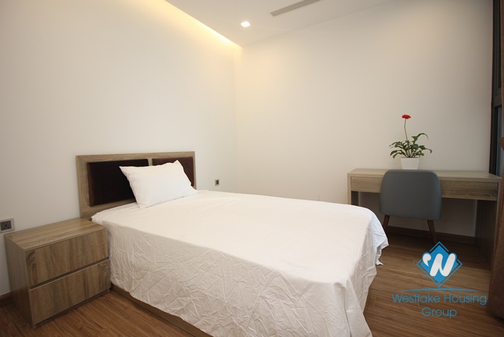 Modern furniture apartment for rent in Vinhome Metropolis, Ba Dinh District 