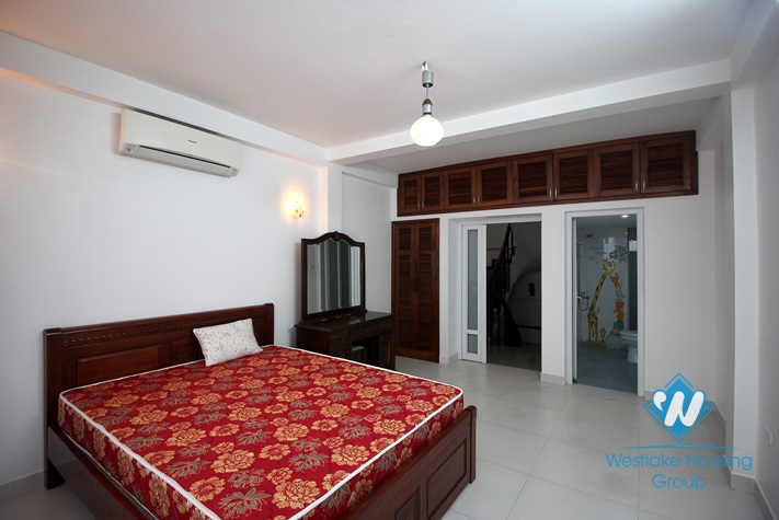 Nice house with 3 bedrooms for lease in Tay Ho area