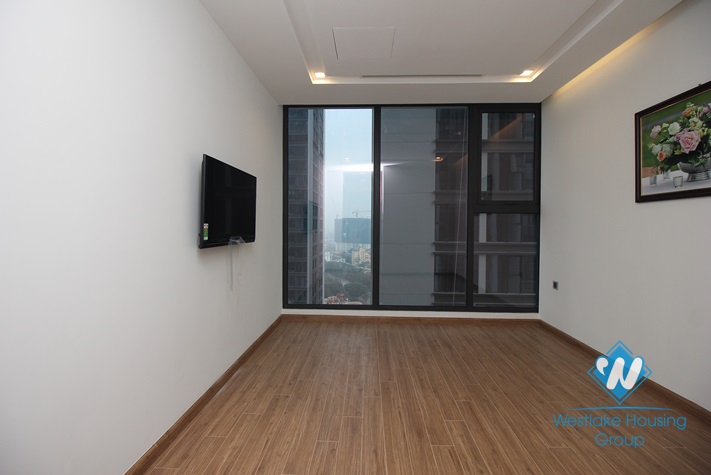 Brand new apartment for rent in Vinhome Metropolis, Ba Dinh District 