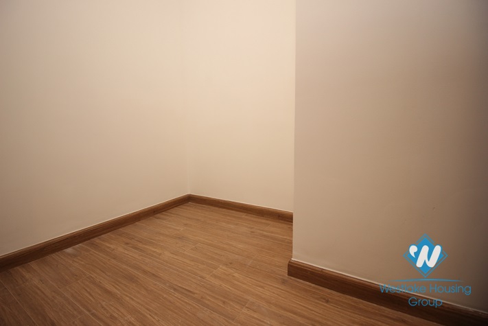 Brand new apartment for rent in Vinhome Metropolis, Ba Dinh District 