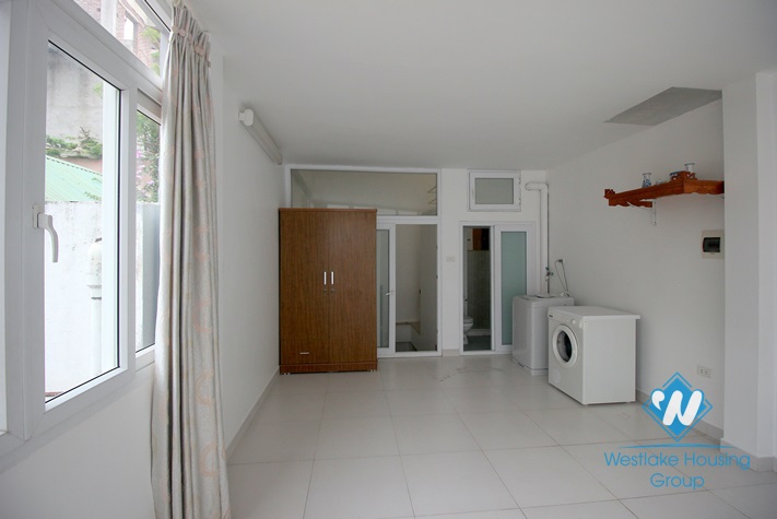 Nice house with 3 bedrooms for lease in Tay Ho area