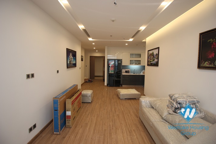 Brand new apartment for rent in Vinhome Metropolis, Ba Dinh District 