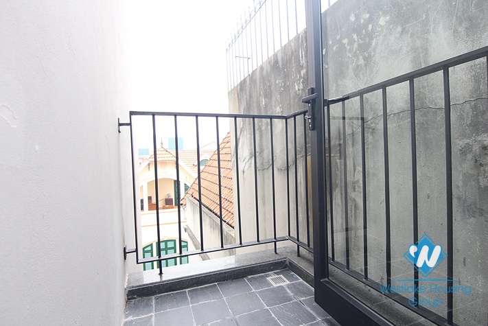 Brand new modern LAKE VIEW apartment for rent in Tay Ho, Hanoi 