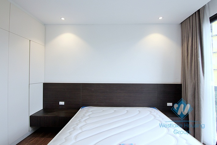 One bedroom apartment in To Ngoc Van street, Tay Ho district for rent.
