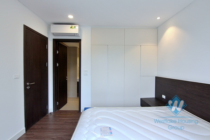 One bedroom apartment in To Ngoc Van street, Tay Ho district for rent.