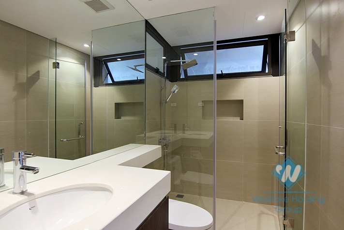 One bedroom apartment in To Ngoc Van street, Tay Ho district for rent.