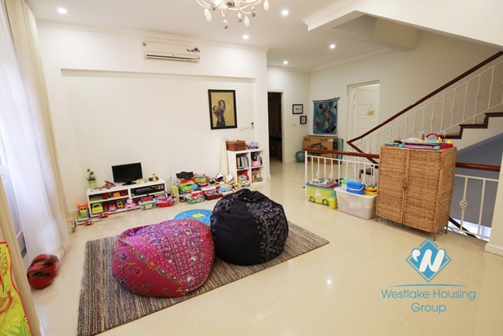 A spacious and elegant villa for rent in Ciputra