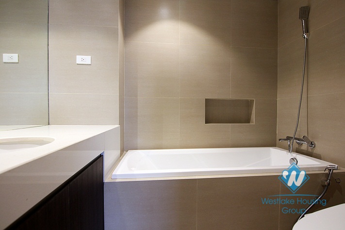 A nice and modern 3 bedroom apartment for rent in To ngoc van, Tay ho