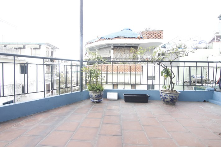 Duplex serviced apartment for rent in Truc Bach area, Ba Dinh, Hanoi.
