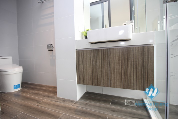 Brand new and Morden 1 bedroom apartment for rent in Doi Can st, Ba Dinh district.