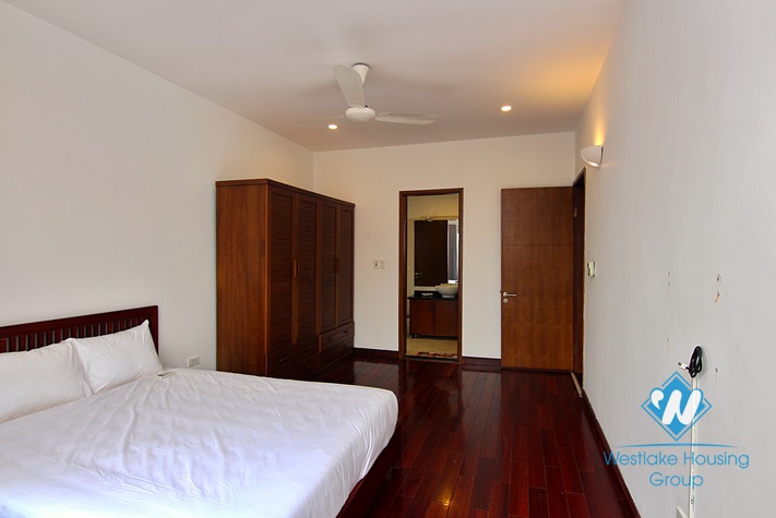 Modern lakeside apartment for rent on Quang Khanh road, Tay Ho