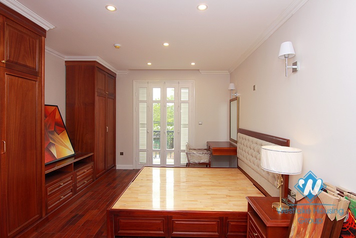New and quality apartment for rent in Dang Thai Mai st, Tay Ho District 