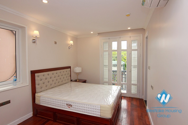 New and quality apartment for rent in Dang Thai Mai st, Tay Ho District 
