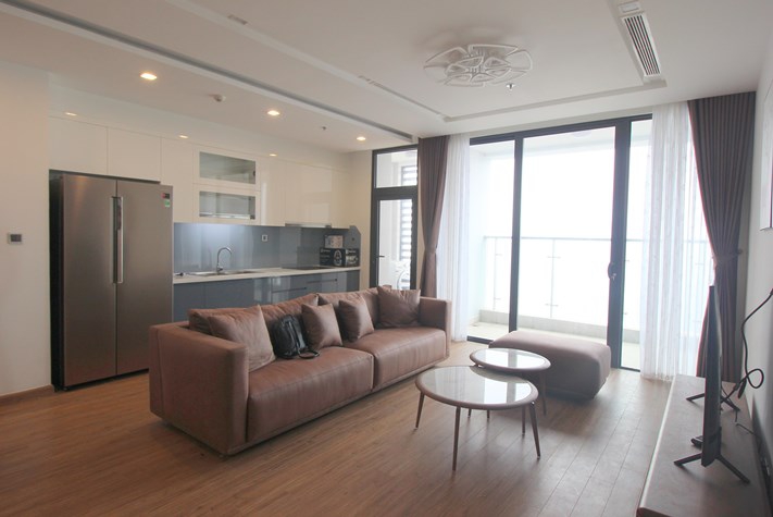 Four bedrooms apartment for rent in Vinhome Metropolis, Lieu Giai, Hanoi.