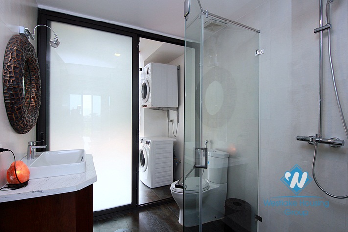 A luxury 4 bedroom apartment for rent in Dang Thai Mai, Tay Ho