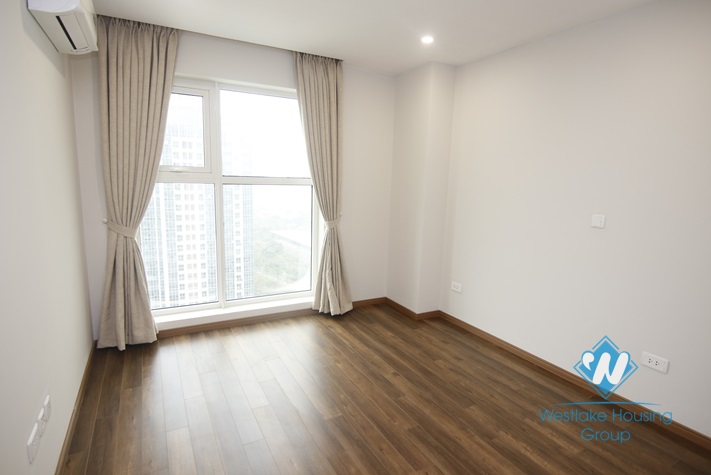 A deluxe 3 bedroom apartment in Ciputra for rent