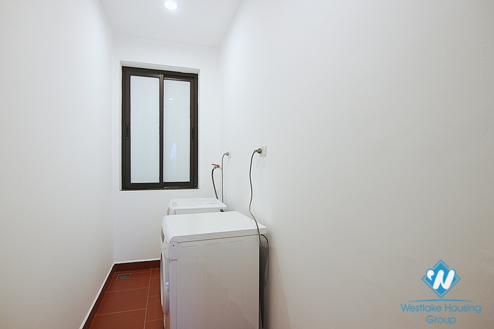 Spacious and bright 3 bedroom apartment for rent on Dang Thai Mai, Tay Ho