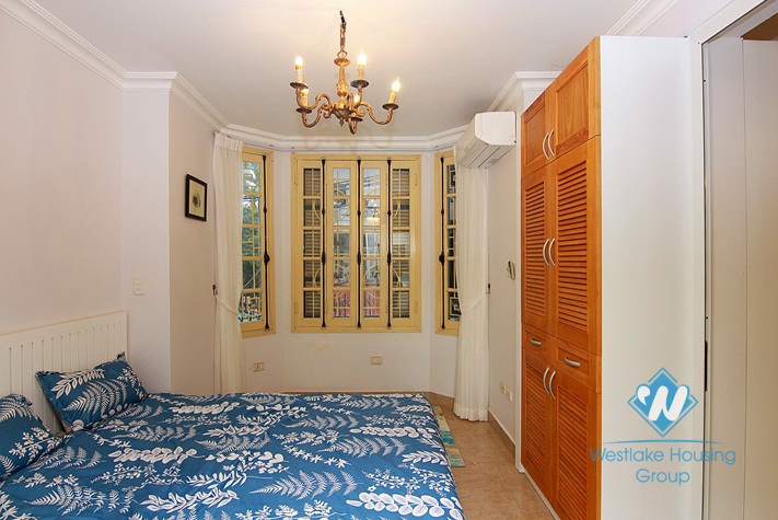 A stylish 1 bedroom apartment for rent in Au Co street